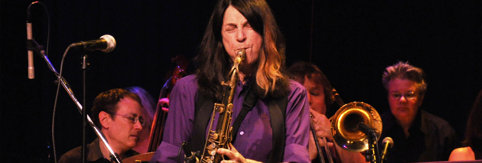 /13-rokstories/46-sax-solo